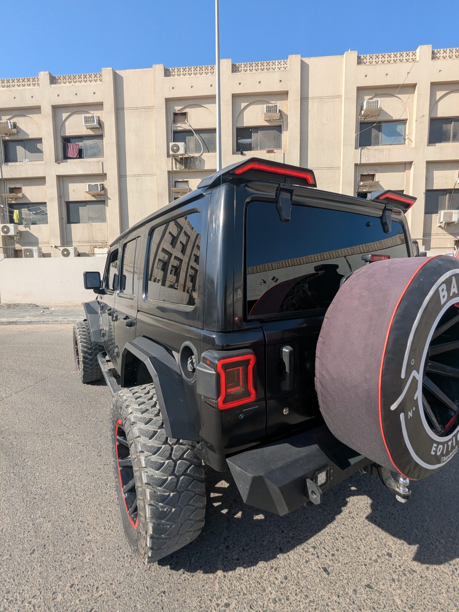 pxl 20250405 043909174